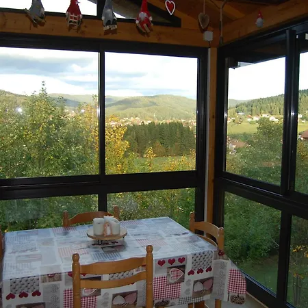 Chalet Le Petit Coeur Σαλέ *
